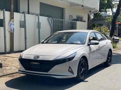 Hyundai Elantra 2022 Elantra 1.6 AT - 45000 km