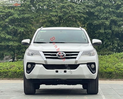 Xe Toyota Fortuner 2.4G 4x2 MT 2020