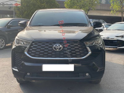 Xe Toyota Innova Cross 2.0V CVT 2025