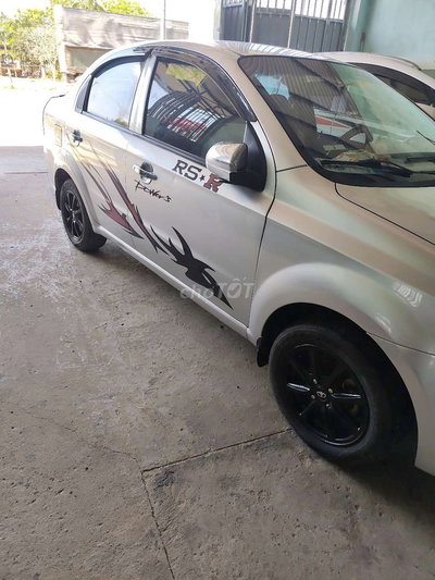 Daewoo Lacetti màu Bạc
