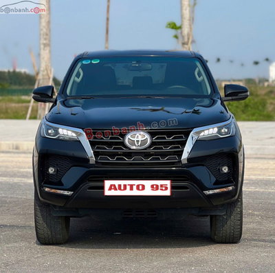 Xe Toyota Fortuner 2.4L 4x2 AT 2024