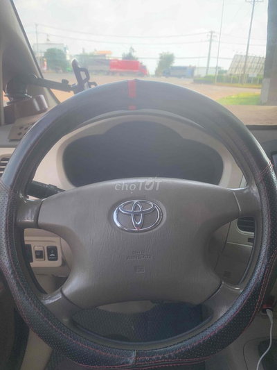 Toyota Innova 2006 Bạc