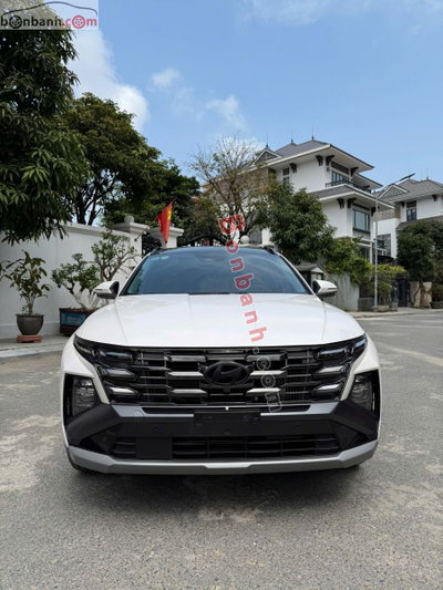 Xe Hyundai Tucson 1.6 AT Turbo HTRAC Đặc biệt 2025
