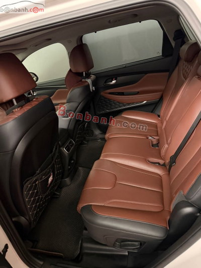 Xe Hyundai SantaFe Cao cấp 2.5L HTRAC 2023