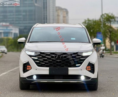 Xe Hyundai Custin Cao Cấp 2.0T 2023