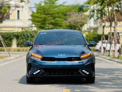 Xe Kia K3 Premium 1.6 AT 2022