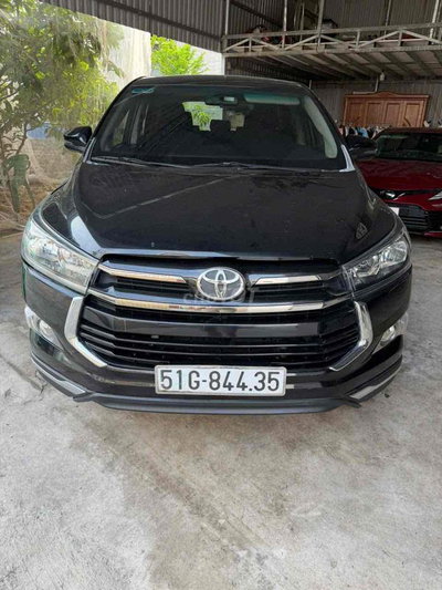 Toyota Innova 2018 Venturer Đen