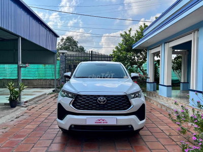 Innova Cross 2024 2.0V Xe gia đình 1 Chủ Sài Gòn