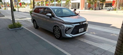 Toyota Avanza Bạc