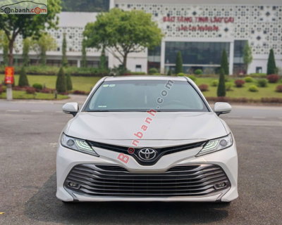 Xe Toyota Camry 2.5Q 2020