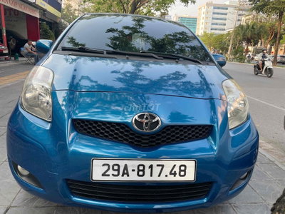 Toyota Yaris 2010 1.3 AT - 75000 km