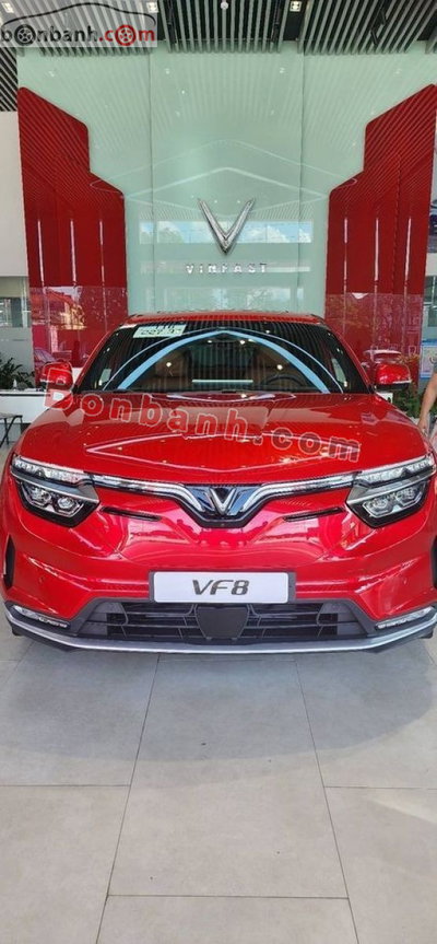 Xe VinFast VF8 Plus AWD 2026