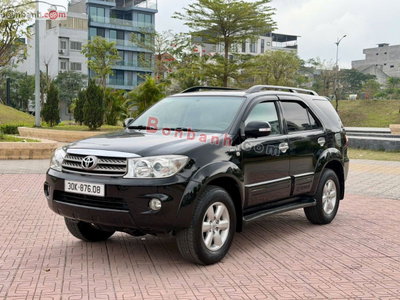 Xe Toyota Fortuner 2.7V 4x4 AT 2010