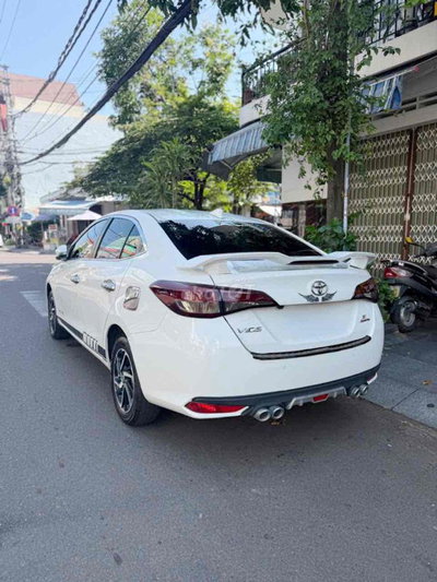 Toyota Vios 2022 E 1.5 MT - 90000 km