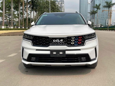 CẦN BÁN KIA SORENTO 2.2D SINGNATURE MODEL 2023