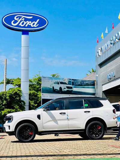 2025 Everest Sport 2.0L 4x2 bank 80%, lãi 7,6%