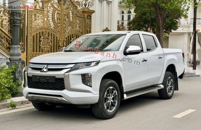 Xe Mitsubishi Triton 4x2 AT Mivec 2021