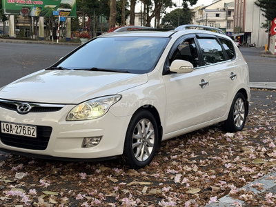 Hyundai i30 2011 100000 km Trắng