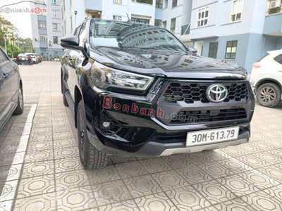 Xe Toyota Hilux 2.4L 4x2 AT 2025