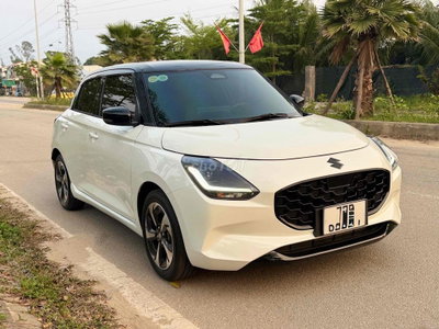 Suzuki Swift 2025 Trắng