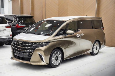 Toyota Alphard HEV 2026 Vàng cát