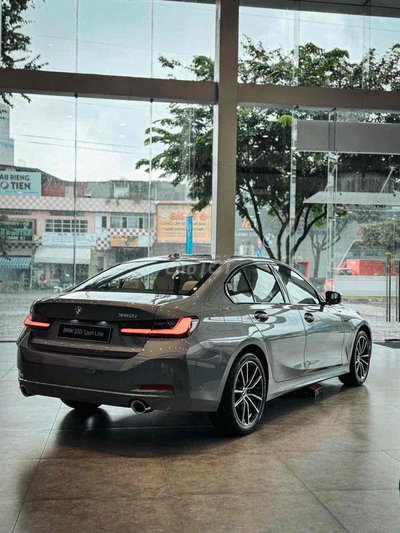 BMW 3 Series 320i Sport Line Xám