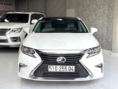 Lexus ES250 2016 Trắng 22000 km
