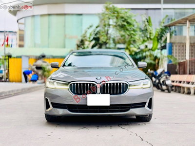 Xe BMW 5 Series 520i Luxury 2021