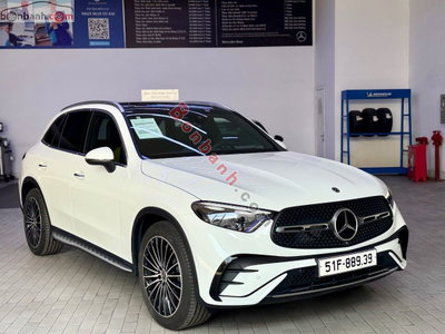 Xe Mercedes Benz GLC 300 4Matic 2023