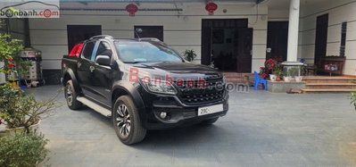 Xe Chevrolet Colorado High Country 2.8L 4x4 AT 2018