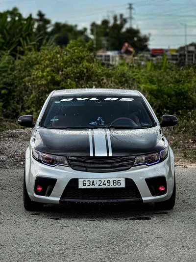 Kia Forte Koup 2009 Bạc