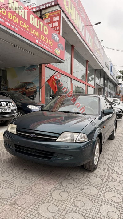 Xe Ford Laser 2001