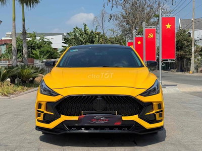 MG MG 5 Luxury 2022 Vàng
