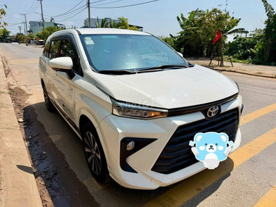 Toyota Avanza Premio 2023 Trắng 60.000 km