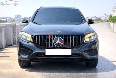 Xe Mercedes Benz GLC 250 4Matic 2018