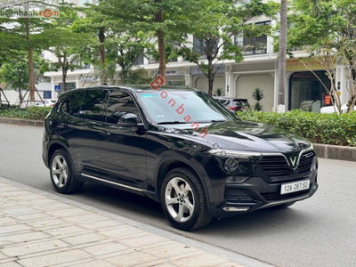 Xe VinFast Lux SA 2.0 Base 2.0 AT 2020