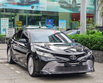 Xe Toyota Camry 2.5Q 2020