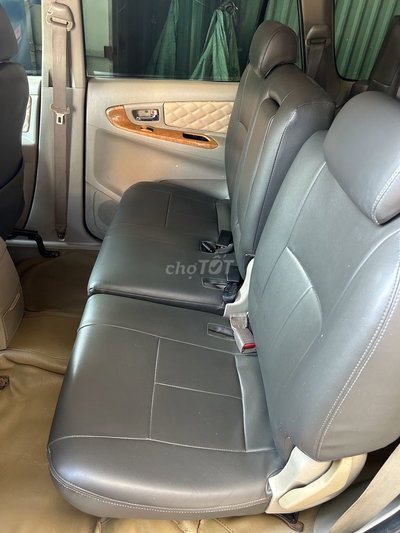 Toyota Innova 2006 G Bạc