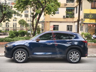 Xe Mazda CX5 2.0 Deluxe 2020
