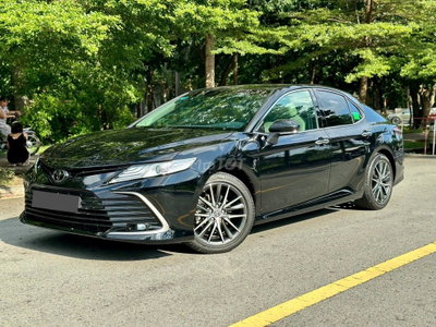 Toyota Camry 2023 2.0Q Đen 15k km