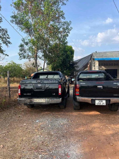 Toyota Hilux 2010 3.0 , Navara 2012 Đen