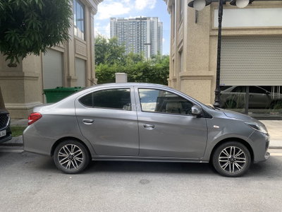 Mitsubishi Attrage 2023 MT 55000 km Xám