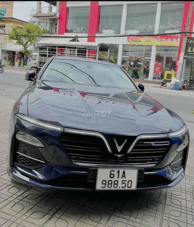 VinFast Lux A2.0 Turbo Xanh 24665 km