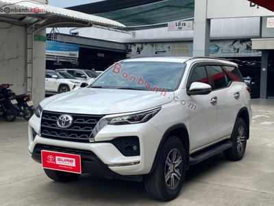 Xe Toyota Fortuner 2.4G 4x2 AT 2021