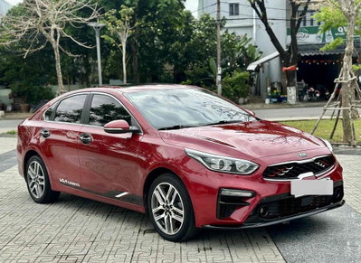 ❤️❤️. Kia Cerato 2019 AT Luxury. full option