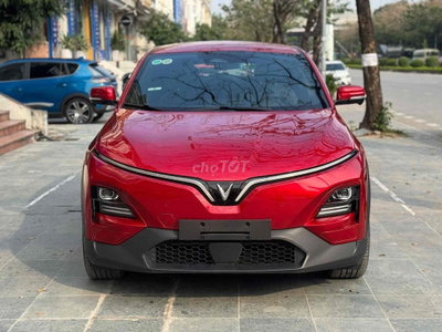 VF6 SIÊU HIẾM MÀU ĐEN GIAO NGAY-140TR NHẬN XE