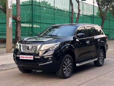 Nissan Terra 4x2 2019 AT 2.5 máy xăng xe đẹp