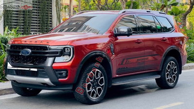 Xe Ford Everest Wildtrak 2.0L 4x4 AT 2023