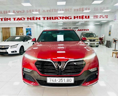 VinFast Lux SA2.0 Turbo Đỏ