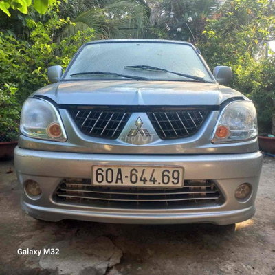 Mitsubishi Jolie 2005 Xám